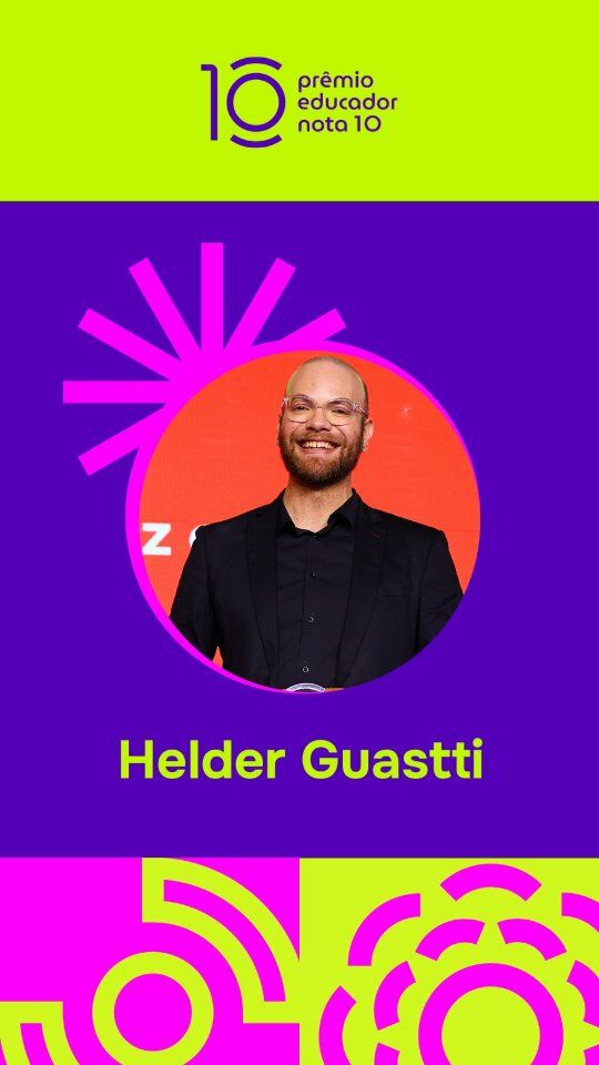 'O prêmio me transformou por dentro e por fora, mostrou que tudo é possível.’✨

Conheça Helder Guasti, Educador do Ano 2024, vencedor na categoria Inovação e Tecnologia e finalista do Global Teacher Prize e único brasileiro entre os 50 melhores do mundo! 🏆🏆🏆 

O educador compartilhou com a gente um pouco dessa jornada que o levou a esse reconhecimento, destacando a euforia e o protagonismo dos alunos em receber um prêmio de projeto idealizado por eles.

@helderguastti juntos somos capazes de mudar vidas e construir um futuro mais promissor para nossas crianças.

Para conhecer esse e mais projetos de sucesso acesse o nosso site no link na bio 

EducadorDoAno #PrêmioEducadorNota10 #EducadorNota10 #educadores  #educacao #escola #Somosnota10  #EducaçãoTransformadora #GenteQueInspiraGente